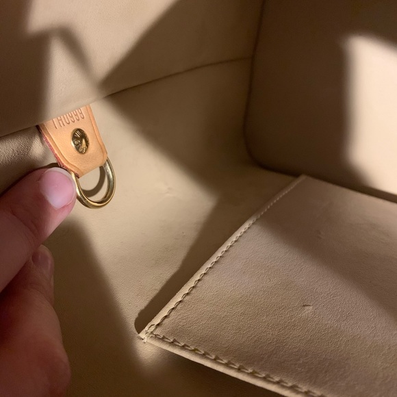 💛Authentic Vintage Louis Vuitton💛 - Picture 6 of 8